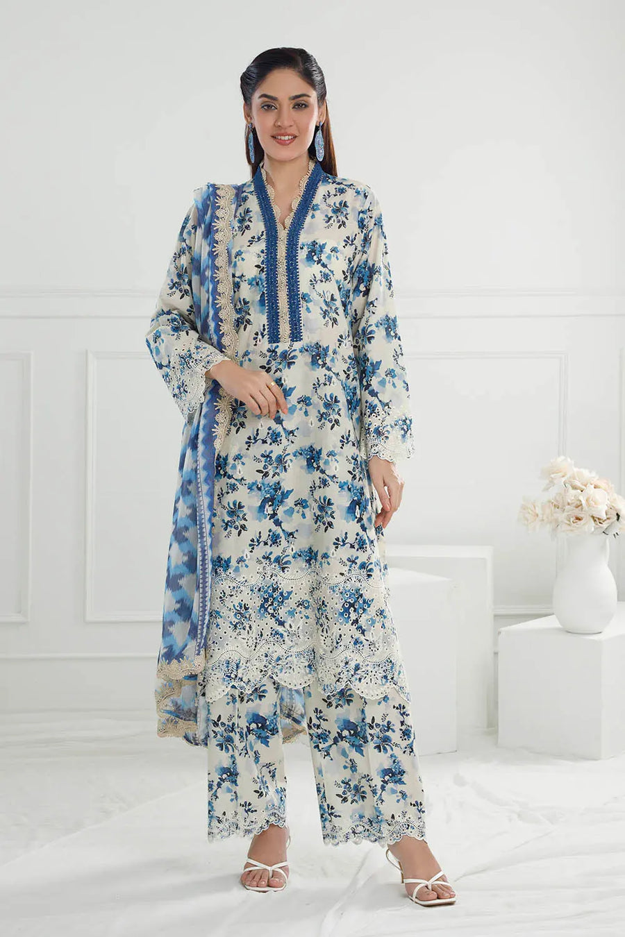 Gul Ahmed The joy Of Summer Embroidered Lawn Unstitched 3Pc Suit PR-52008