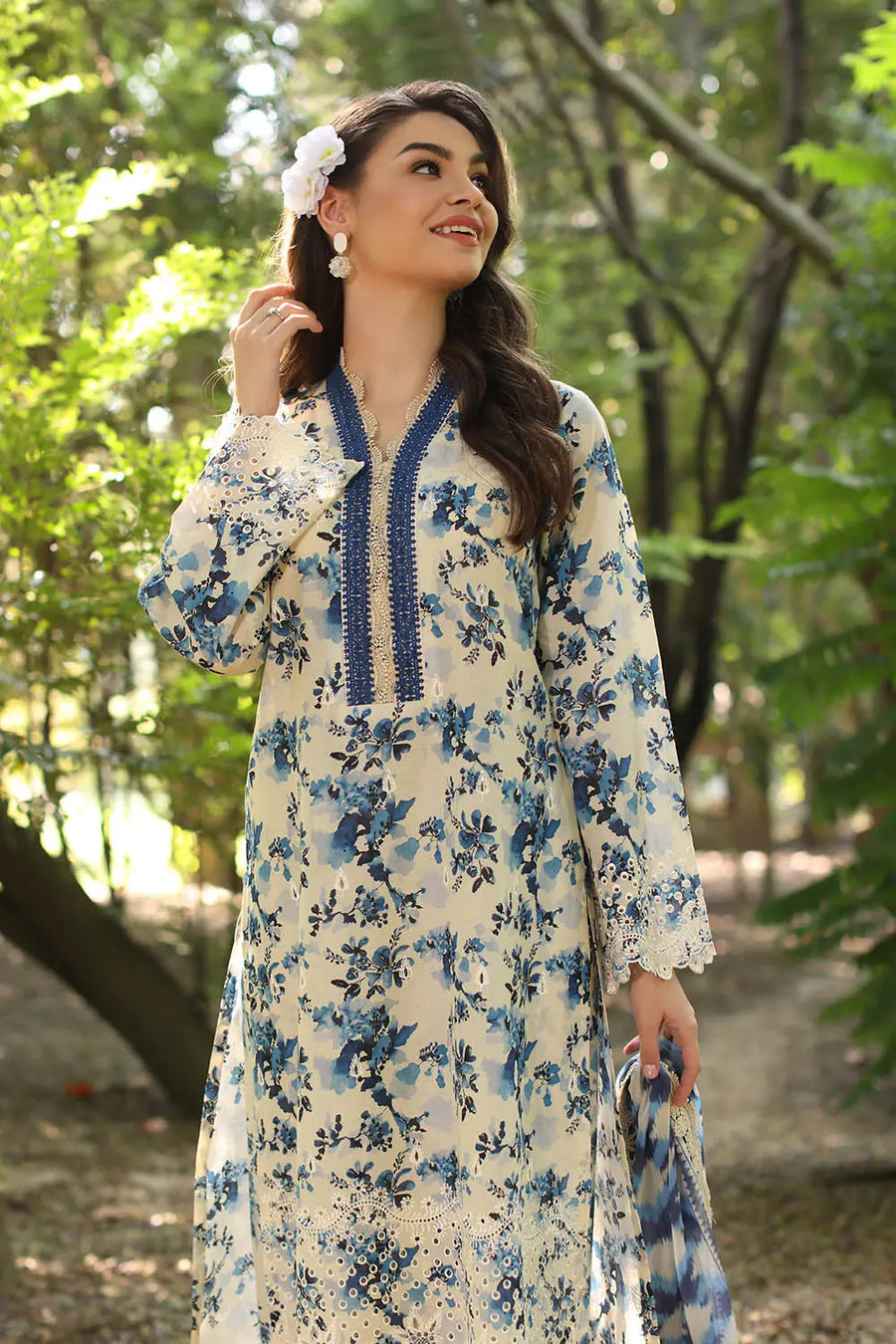 Gul Ahmed The joy Of Summer Embroidered Lawn Unstitched 3Pc Suit PR-52008