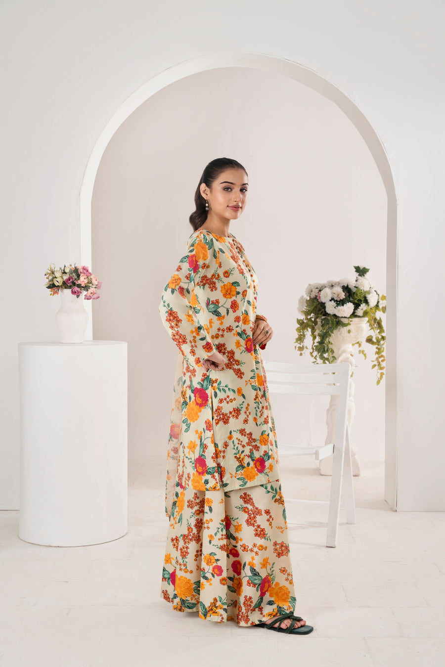 Feathers Frilly Flowers Unstitched Digital Printed Lawn 3Pc Suit PRIZON-FT712
