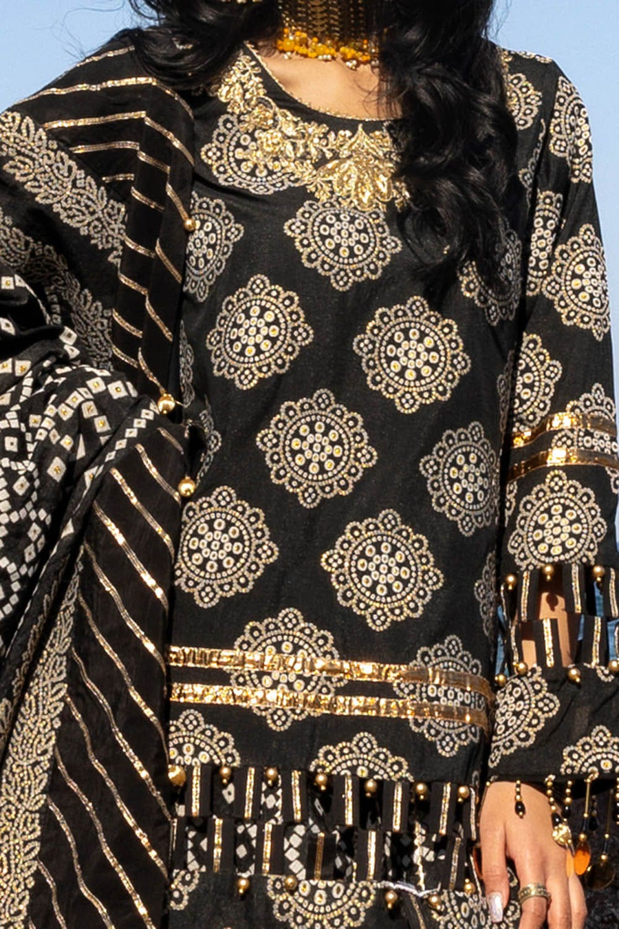 Gul Ahmed Chunri Embroidered Jacquard Unstitched 3Pc Suit PRW-32083