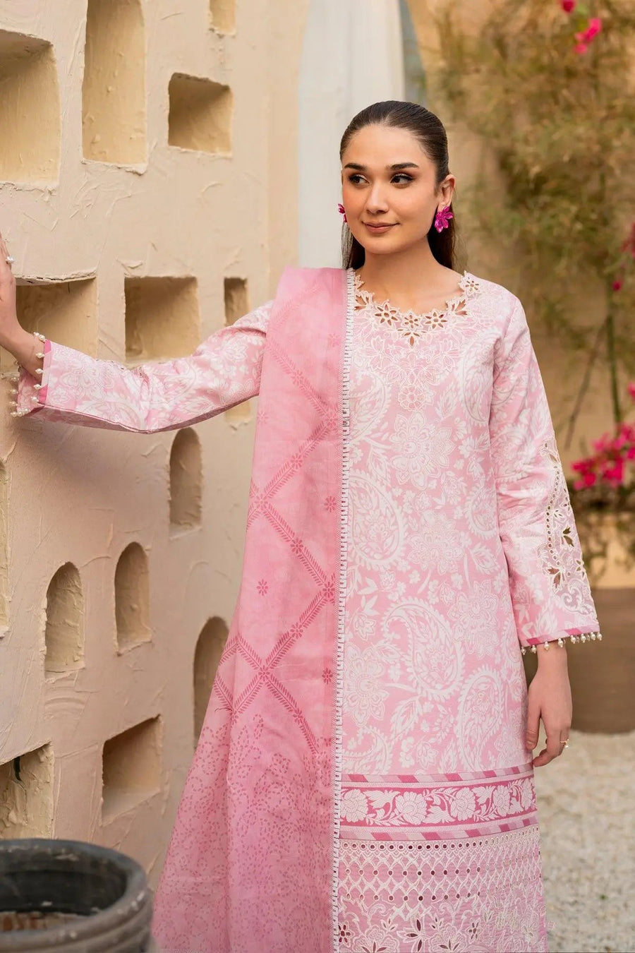 AF-EPL-7026-Perla Embroidered Printed Lawn