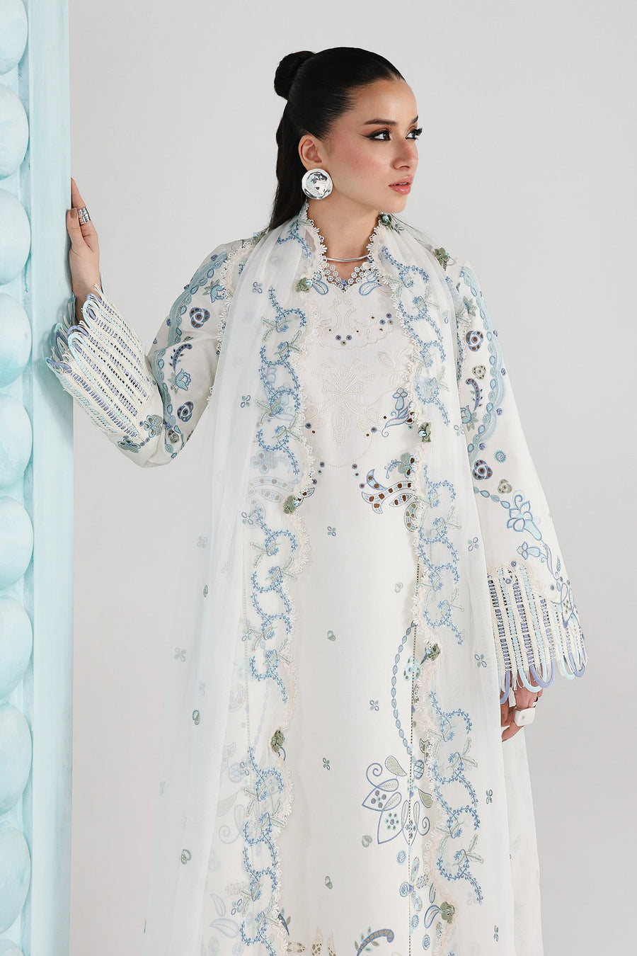 Qalamkar Festive Embroidered Lawn Unstitched 3Pc Suit QFL-03 IRMIN