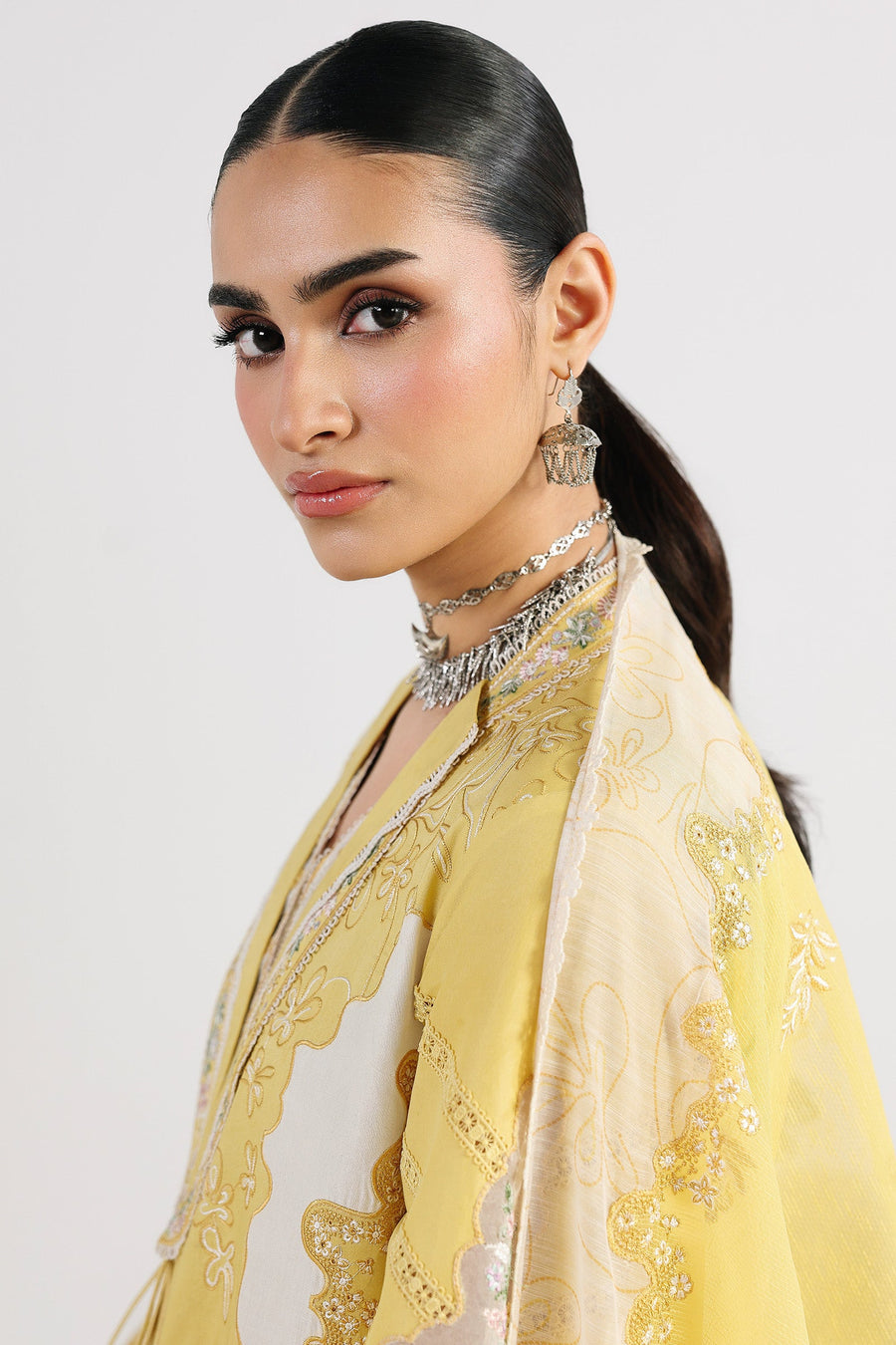 Qalamkar Festive Embroidered Lawn Unstitched 3Pc Suit QFL-05 ZARIA