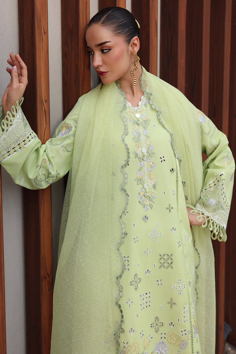 Qalamkar Qline Embroidered Lawn Unstitched 3Pc Suit QKL-05 AYANA