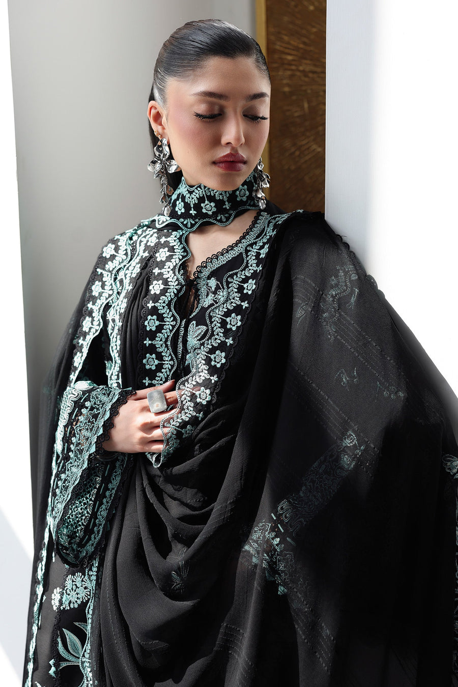 Qalamkar Qline Embroidered Lawn Unstitched 3Pc Suit QKL-06 SANA