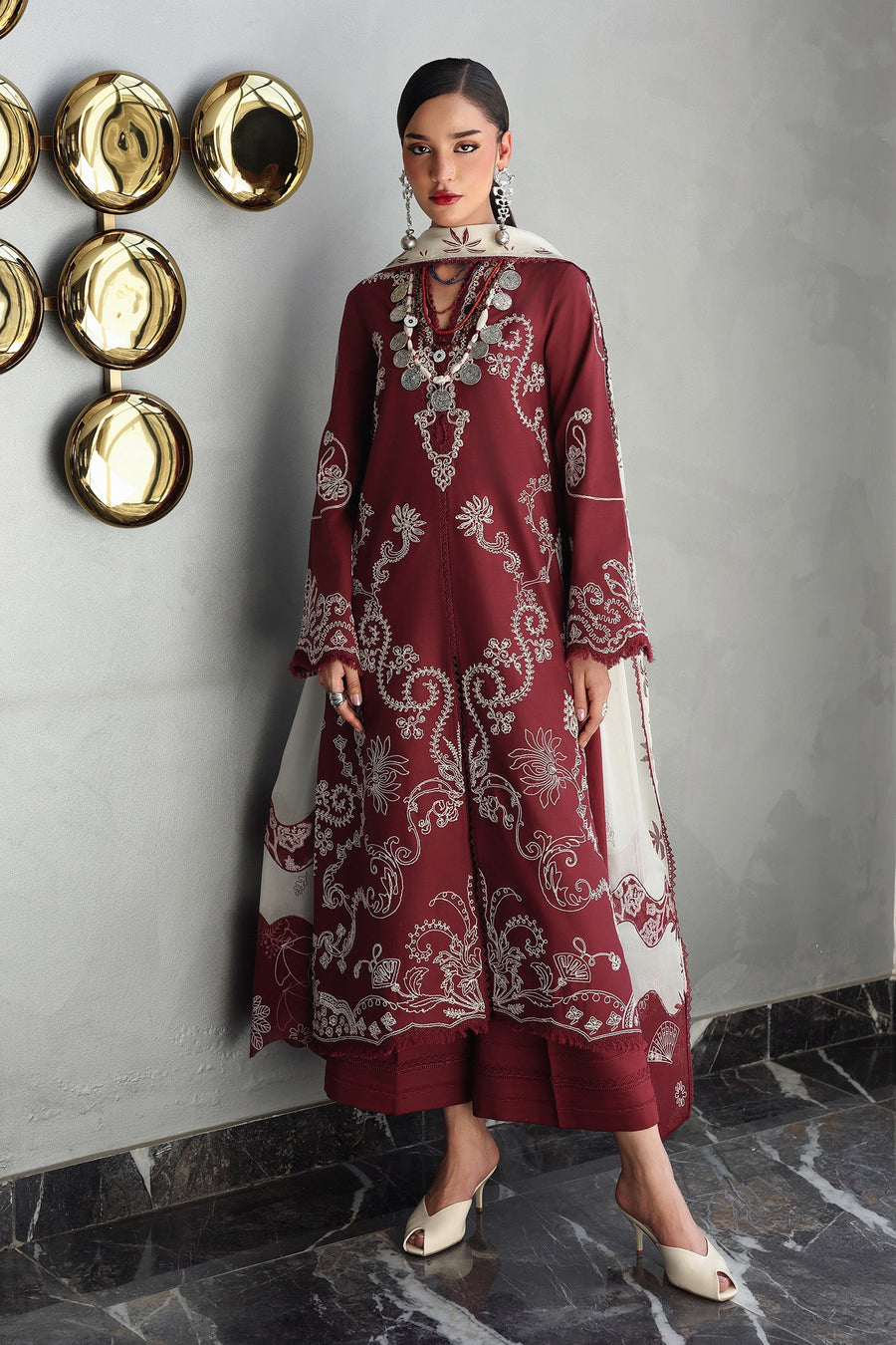 Qalamkar Qline Embroidered Lawn Unstitched 3Pc Suit QKL-08 NISA