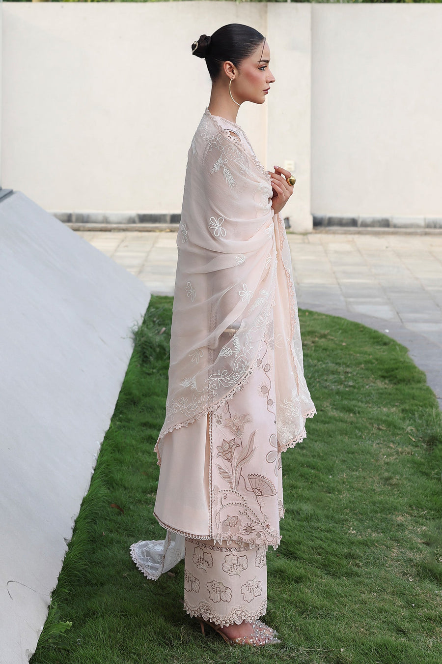 Qalamkar Qline Embroidered Lawn Unstitched 3Pc Suit QKL-10 MILA