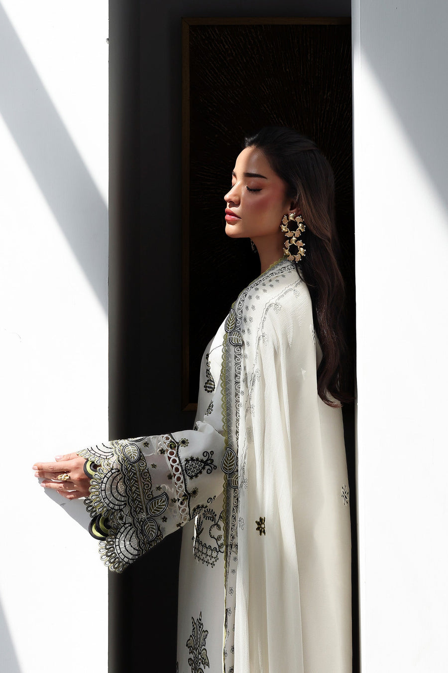 Qalamkar Qline Embroidered Lawn Unstitched 3Pc Suit QKL-13 REEMA