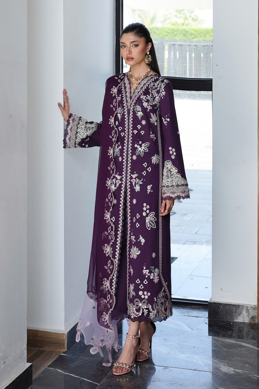 Qalamkar Qline Embroidered Lawn Unstitched 3Pc Suit QKL-14 SUHRA