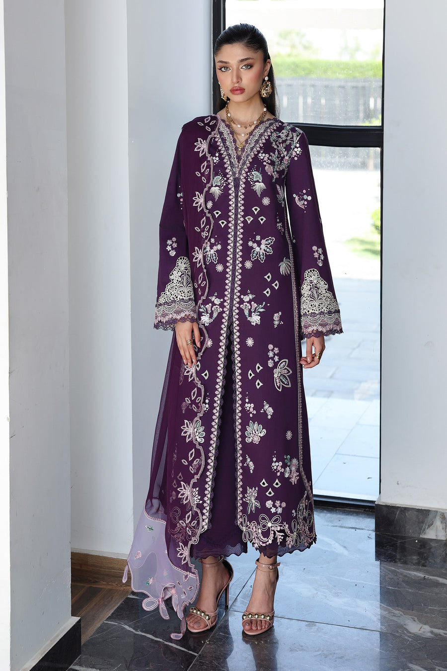 Qalamkar Qline Embroidered Lawn Unstitched 3Pc Suit QKL-14 SUHRA