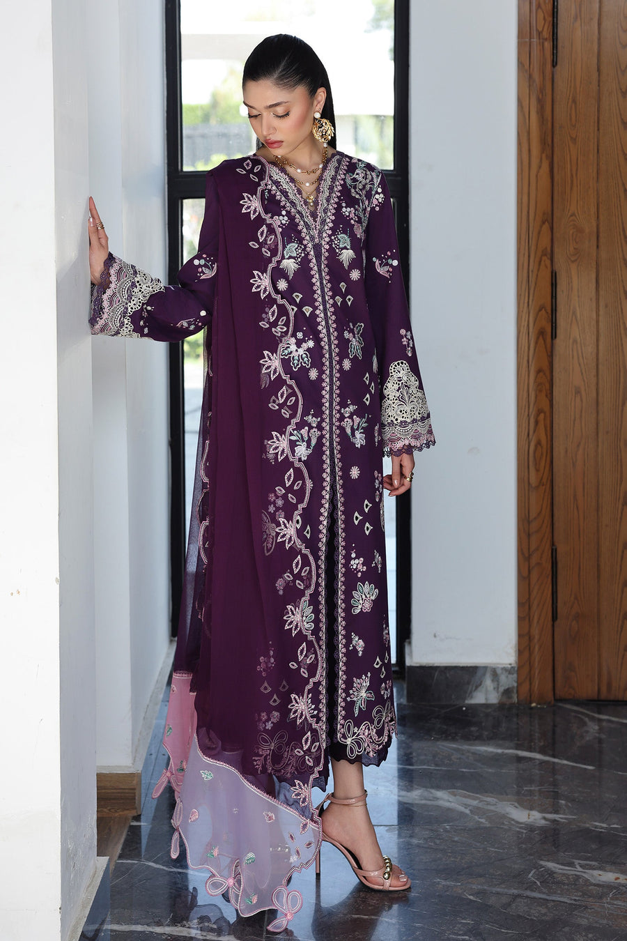 Qalamkar Qline Embroidered Lawn Unstitched 3Pc Suit QKL-14 SUHRA