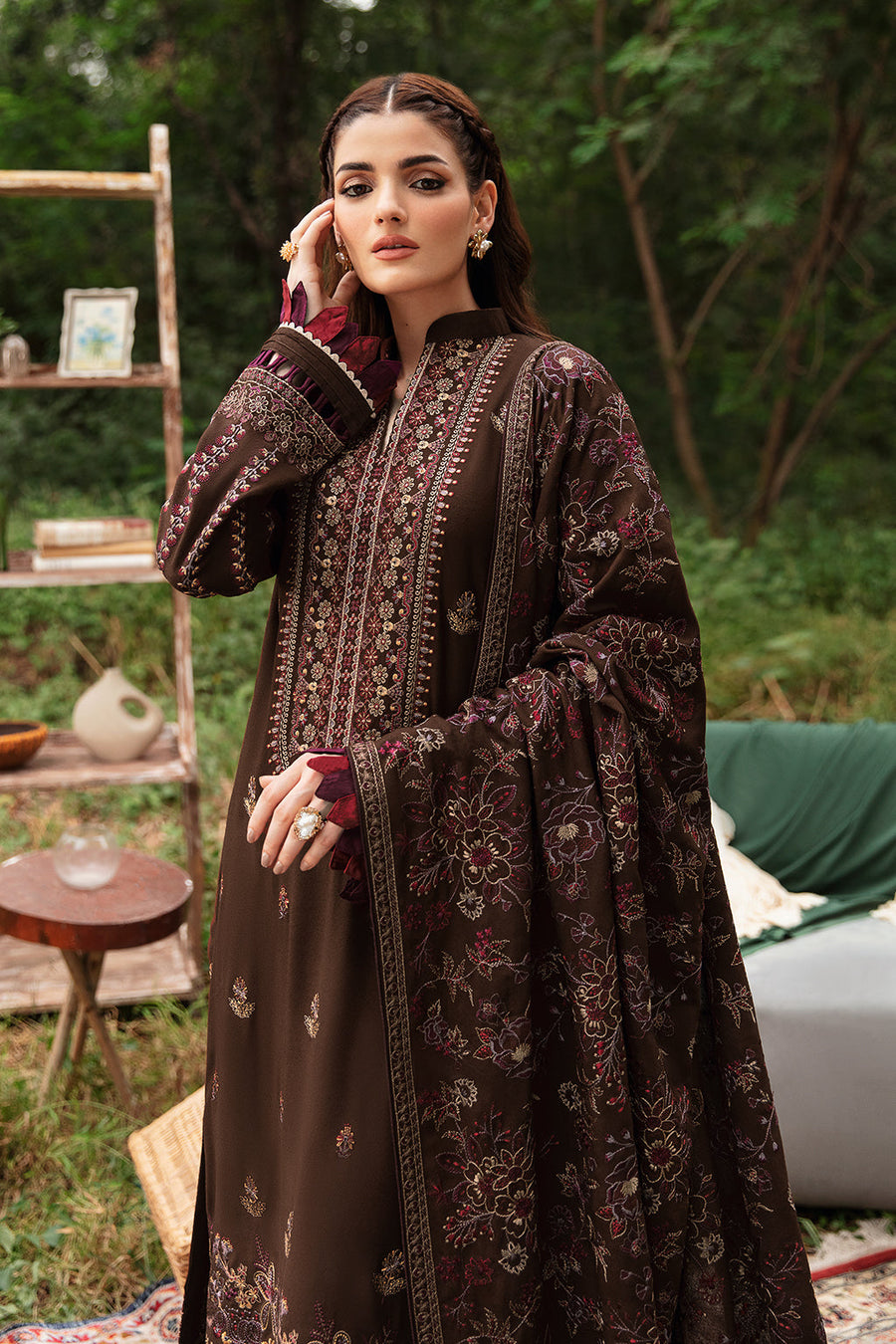 Ramsha Reet Vol-09 Embroidered Karandi Unstitched 3Pc Suit R-908