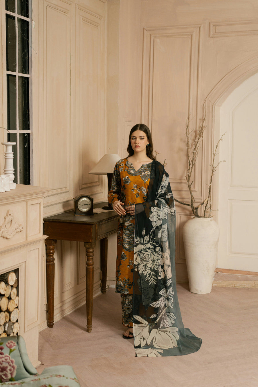 Feathers Dewdrop Unstitched Digital Printed Lawn 3Pc Suit REVYN-FT474