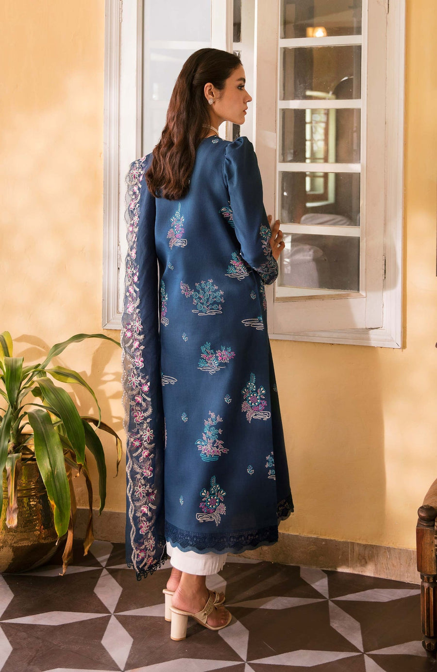 Dastaan by Seran Festive Unstitched Embroidered Lawn 3Pc Suit D-08 ROSHANARA