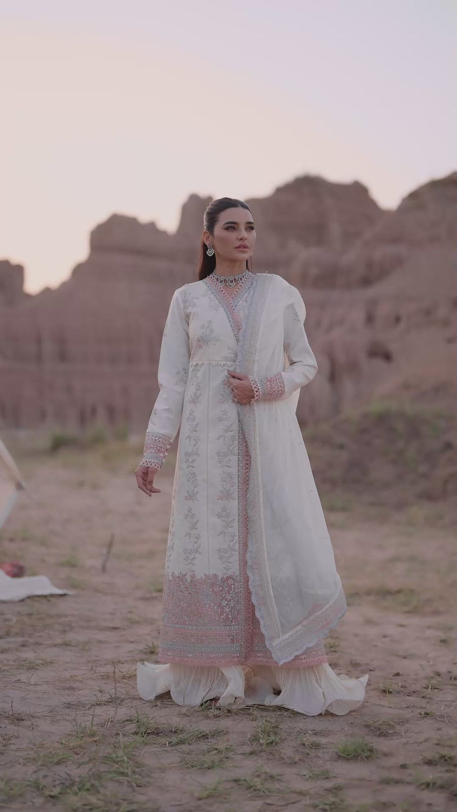 Rang Rasiya Premium Embroidered Lawn Unstitched 3Pc Suit D-04 HAYA
