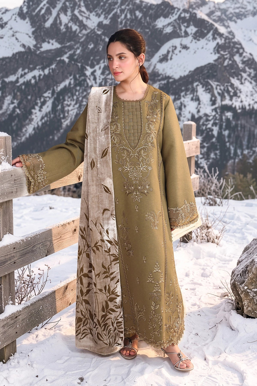 Rang Rasiya Carnation Embroidered Karandi Unstitched 3Pc Suit D-03 Frosted Flora