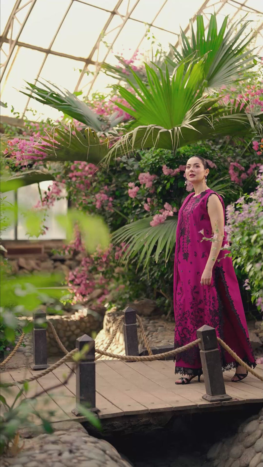 Rang Rasiya Premium Embroidered Lawn Unstitched 3Pc Suit - MAYA