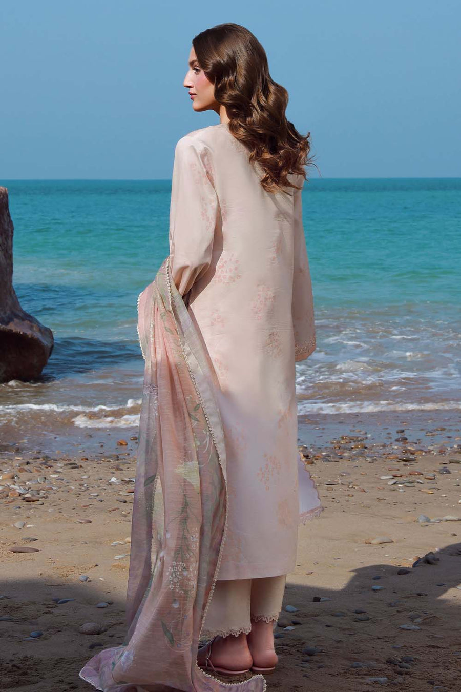 Seran Afsanah Embroidered Lawn Unstitched 3Pc Suit D-05 RUMI