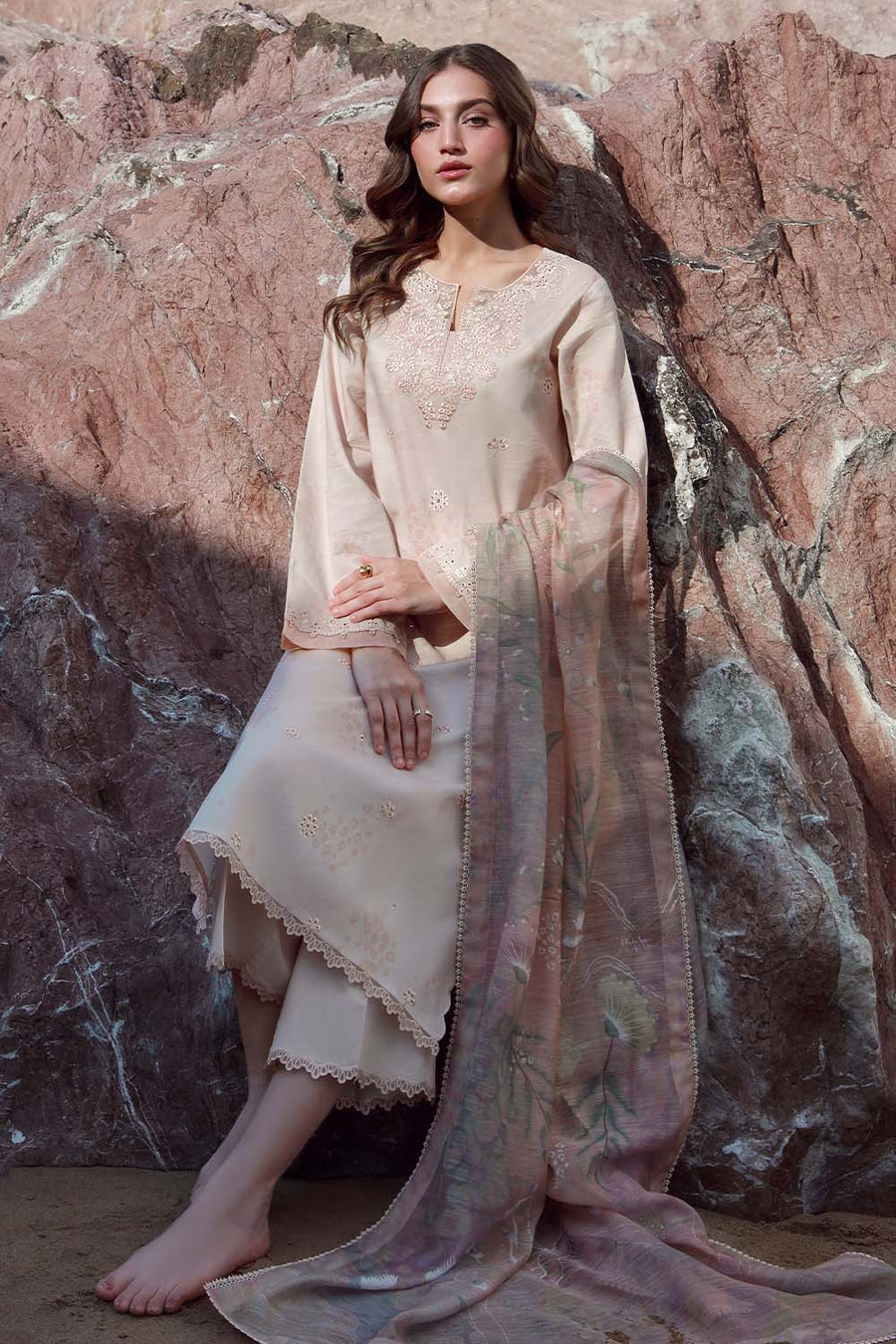 Seran Afsanah Embroidered Lawn Unstitched 3Pc Suit D-05 RUMI