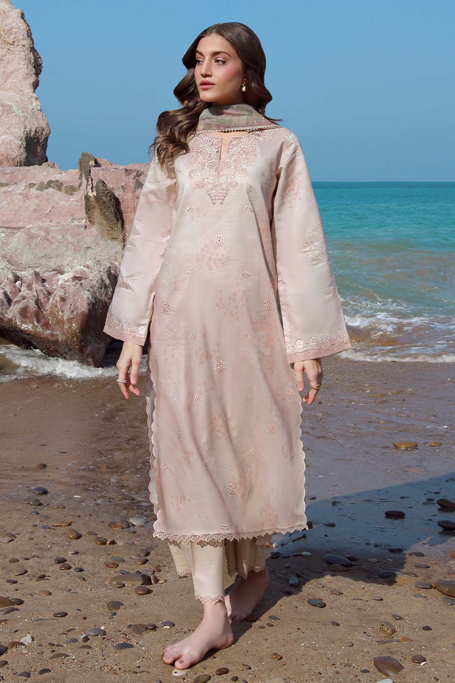 Seran Afsanah Embroidered Lawn Unstitched 3Pc Suit D-05 RUMI
