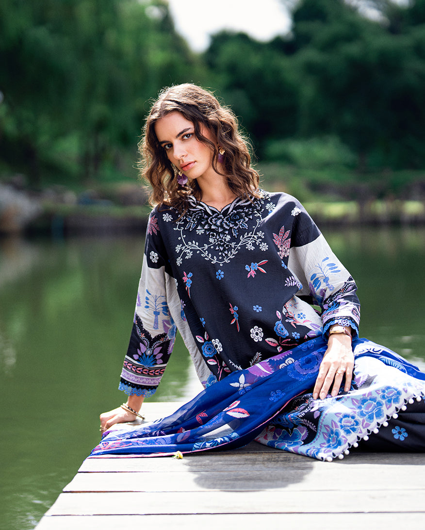 Roheenaz Garden Veil Printed Lawn Unstitched 3Pc Suit RNZ2506A BlackBerry Frost