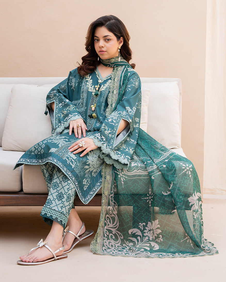 Roheenaz Summer in Bloom Printed Lawn Unstitched 3Pc Suit - GARDENIA VEIL