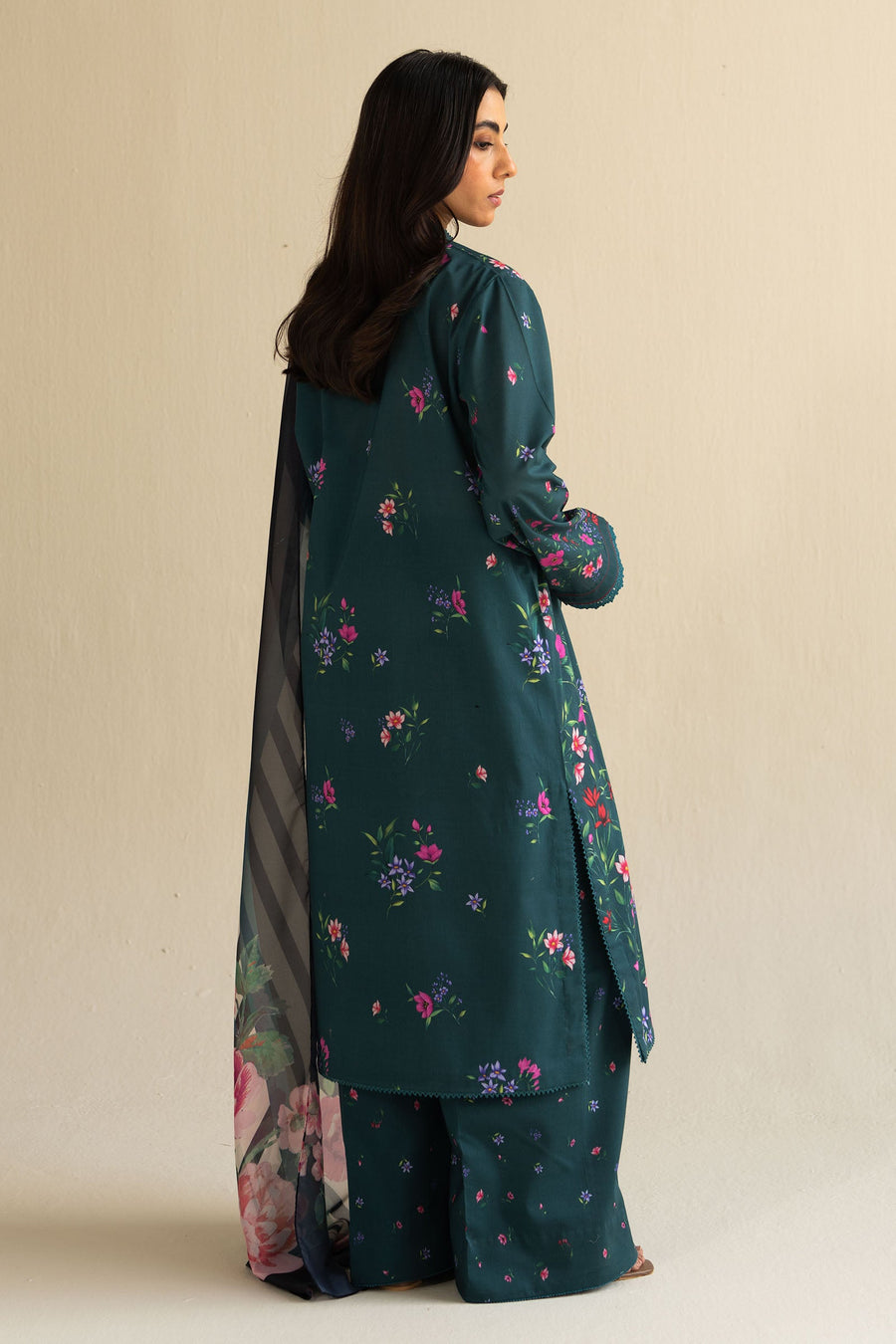 Coco by Zara Shahjahan Prints Unstitched Lawn 3Pc Suit D-04A REENA