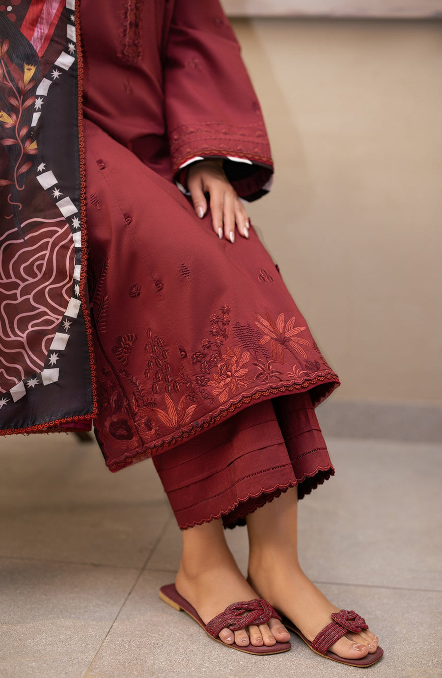 Seran Afsanah Embroidered Lawn Unstitched 3Pc Suit D-03 RIMA