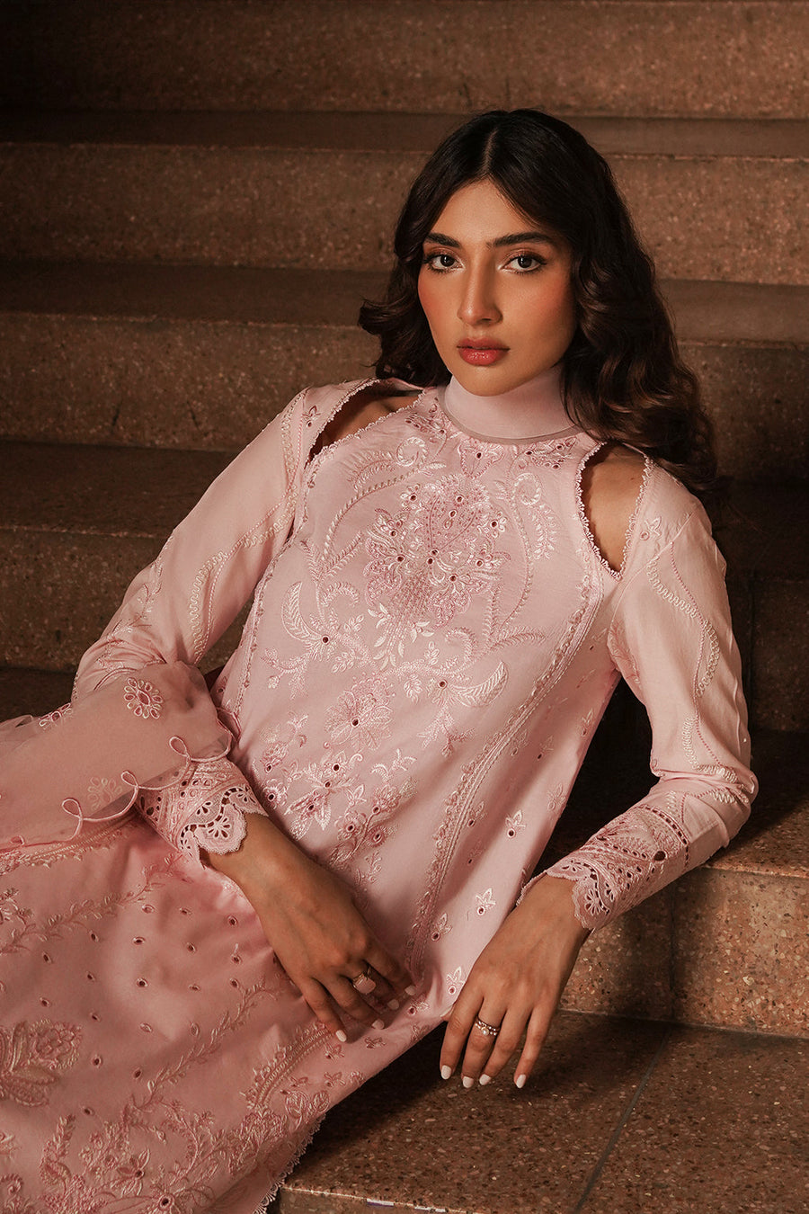 Afrozeh Festive Unstitched Chikankari Lawn 3Pc Suit AL-24-V4-07 ROSELLA
