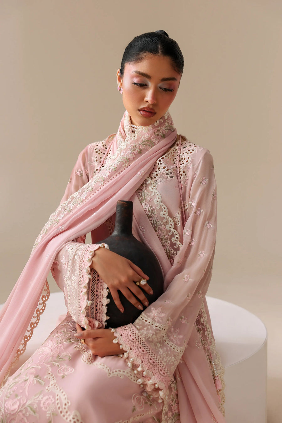 Imrozia Serene Luxe Noire Embroidered Georgette Unstitched 3Pc Suit S-1102 Rosie