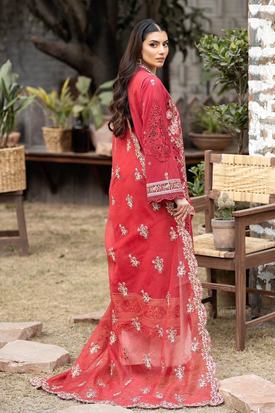 Gulposh by Serene Premium Embroidered Lawn Unstitched 3Pc Suit S.L 46 Amal