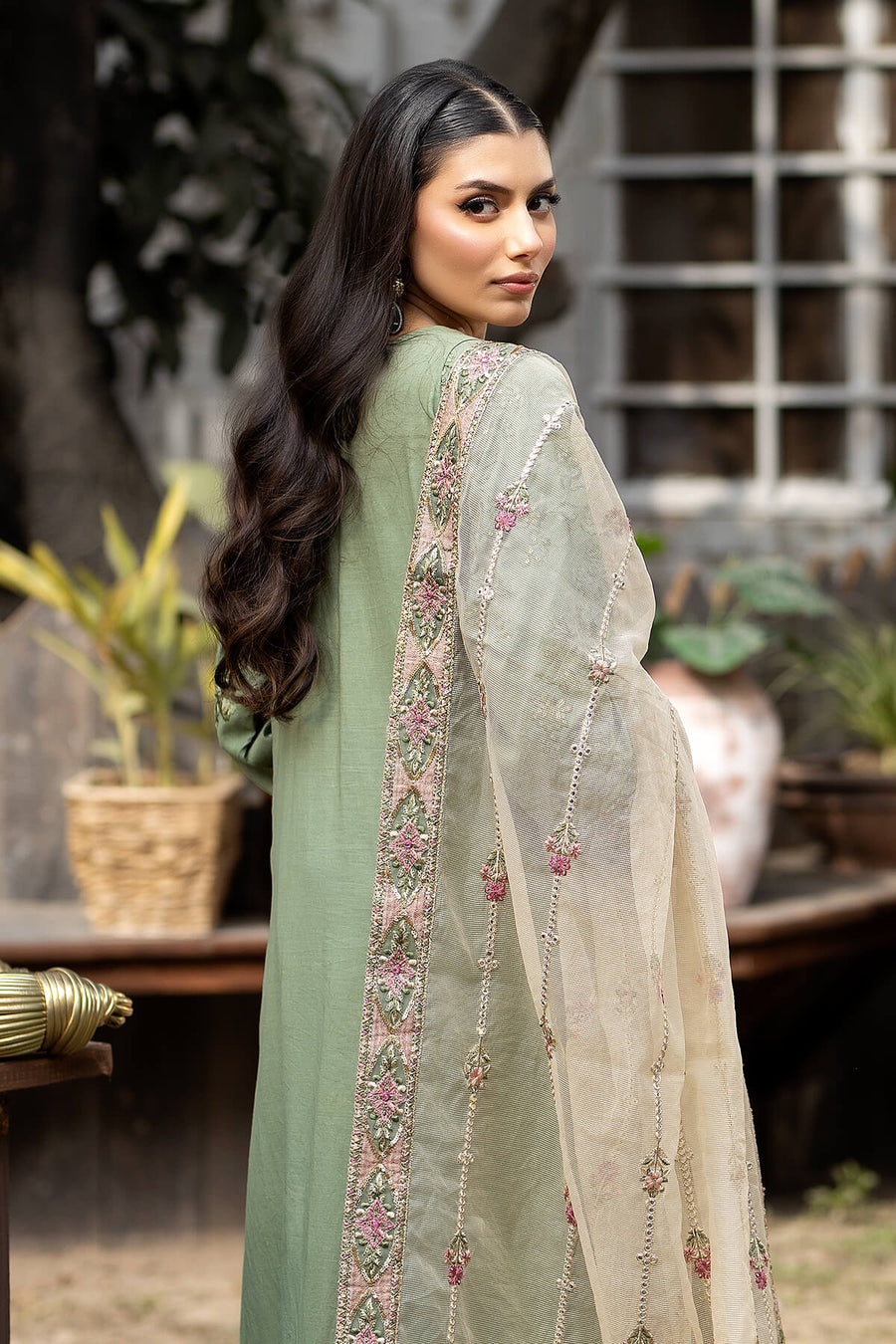 Gulposh by Serene Premium Embroidered Lawn Unstitched 3Pc Suit S.L 51 Amaani