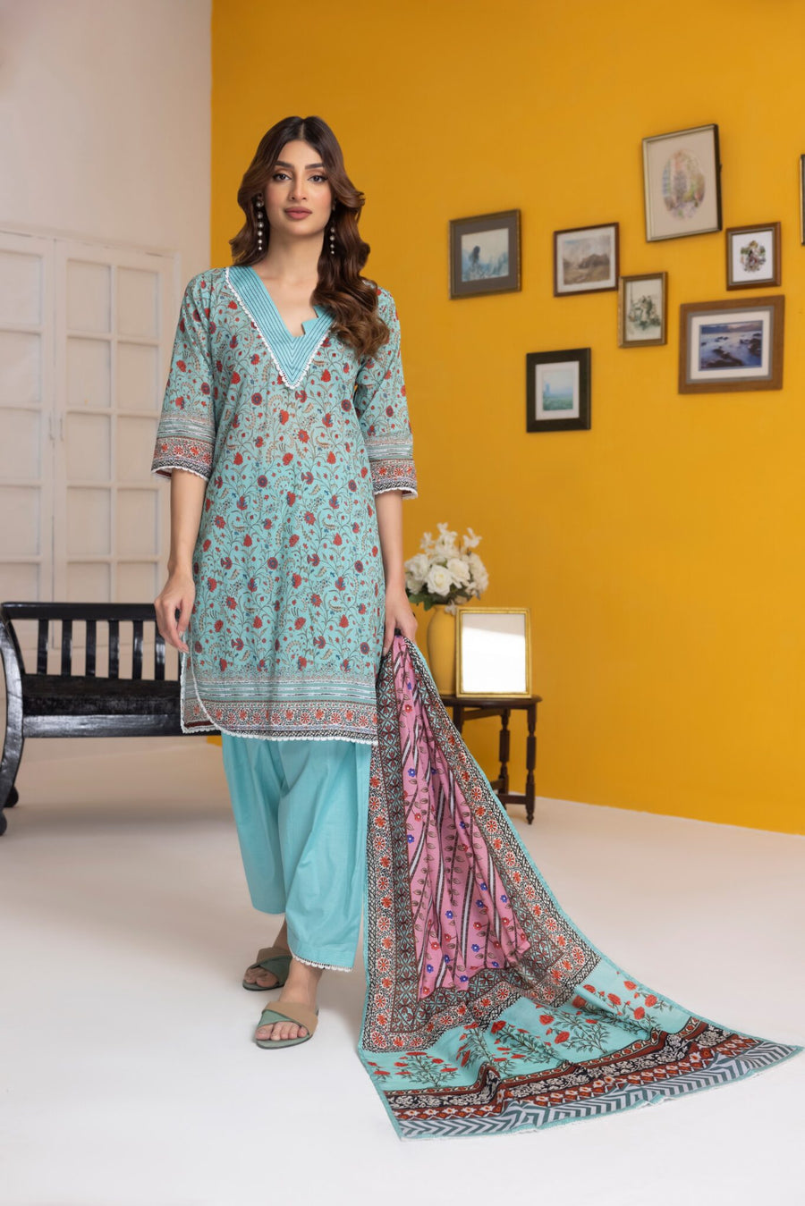 Regalia Salina Vol-25 Unstitched Digital Printed Lawn 3Pc Suit S25-01