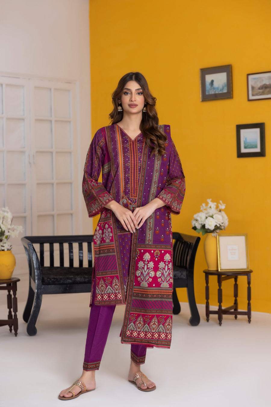Regalia Salina Vol-25 Unstitched Digital Printed Lawn 3Pc Suit S25-06