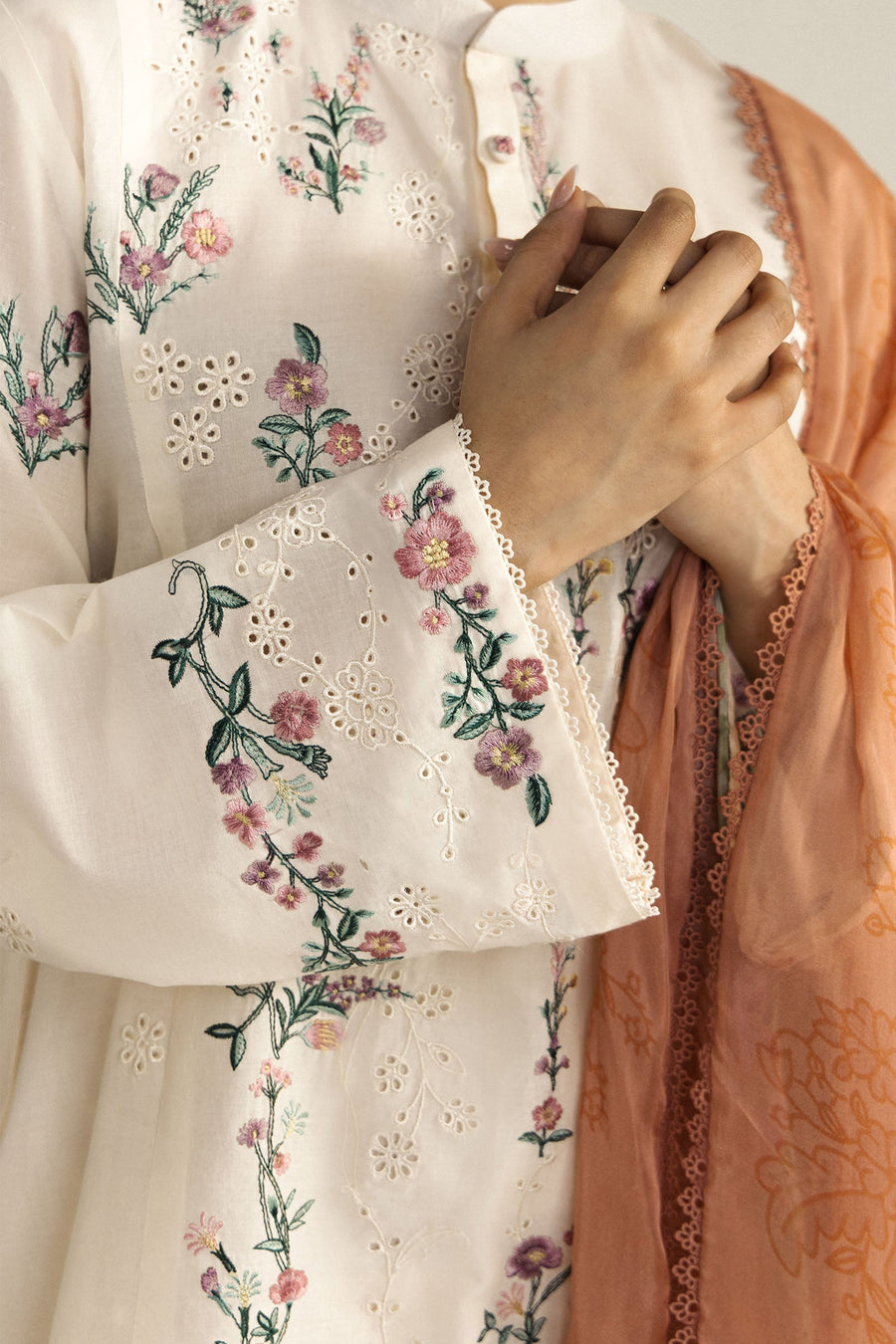 Coco by Zara Shahjahan Embroidered Lawn Unstitched 3Pc Suit D-03A Yura
