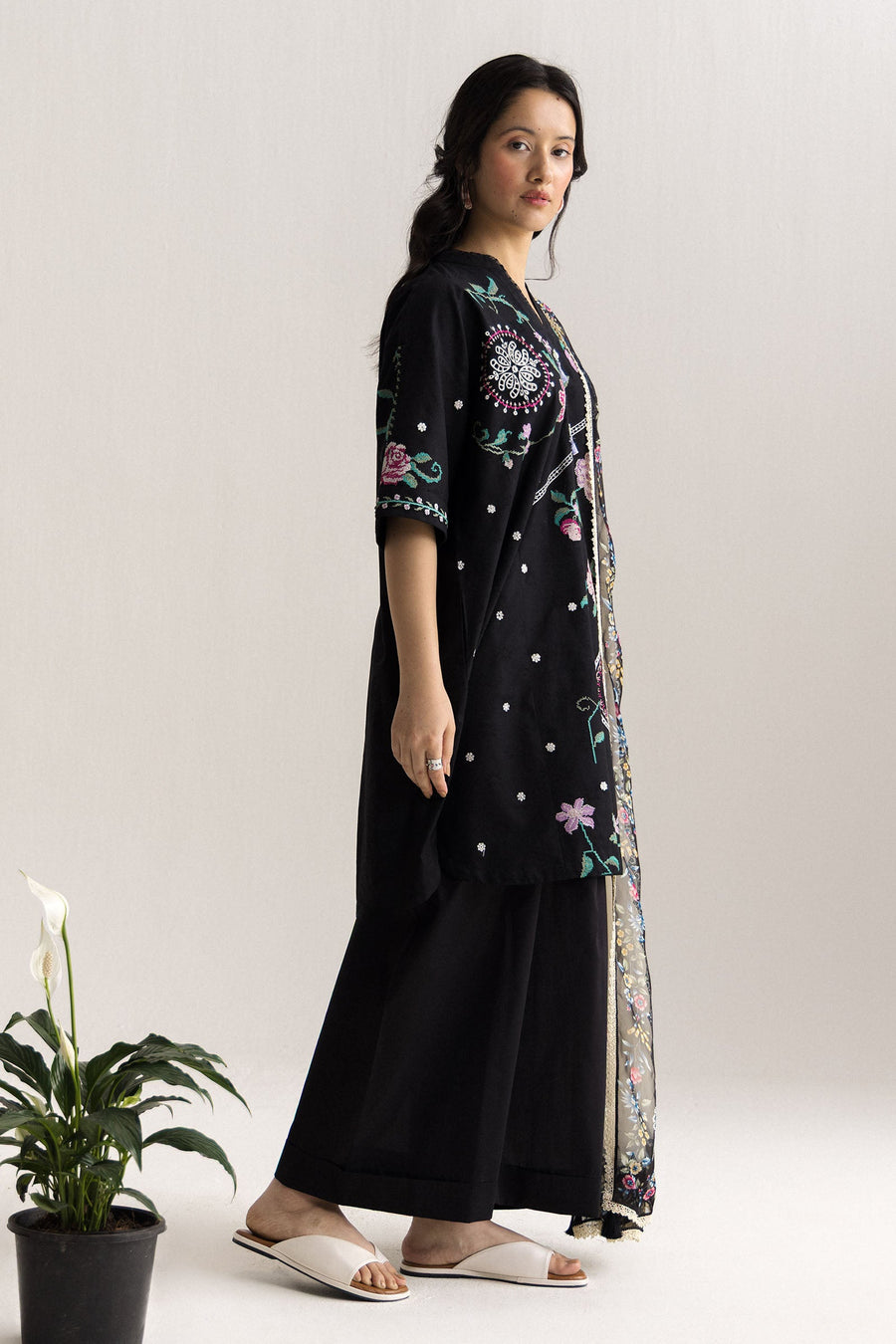 Coco by Zara Shahjahan Embroidered Lawn Unstitched 3Pc Suit D-06A Ines