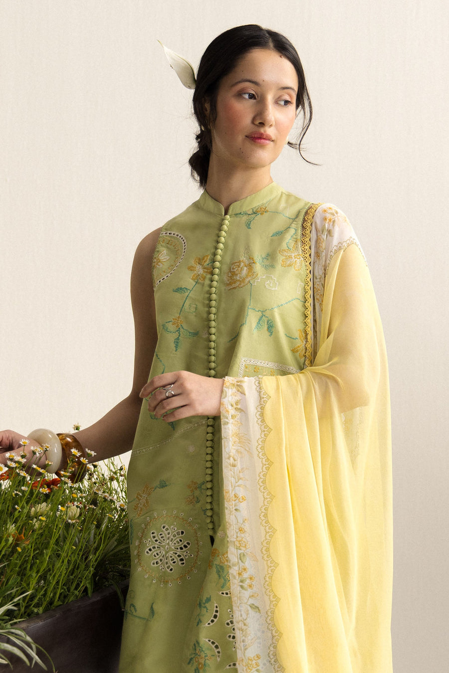 Coco by Zara Shahjahan Embroidered Lawn Unstitched 3Pc Suit D-06B Ines