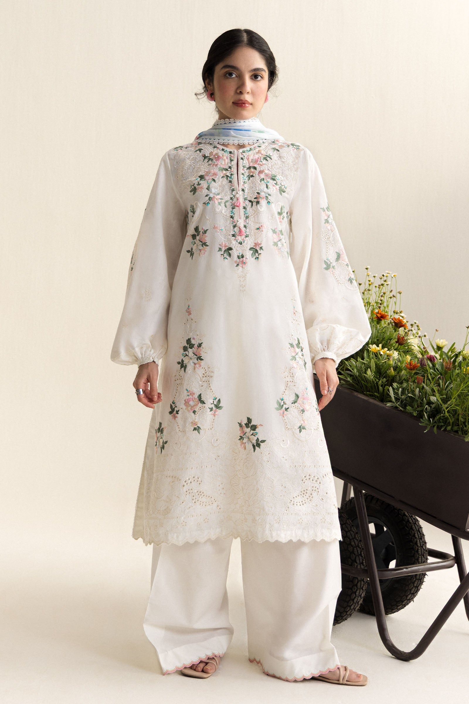 Coco by Zara Shahjahan Embroidered Lawn Unstitched 3Pc Suit D-07A Arlo