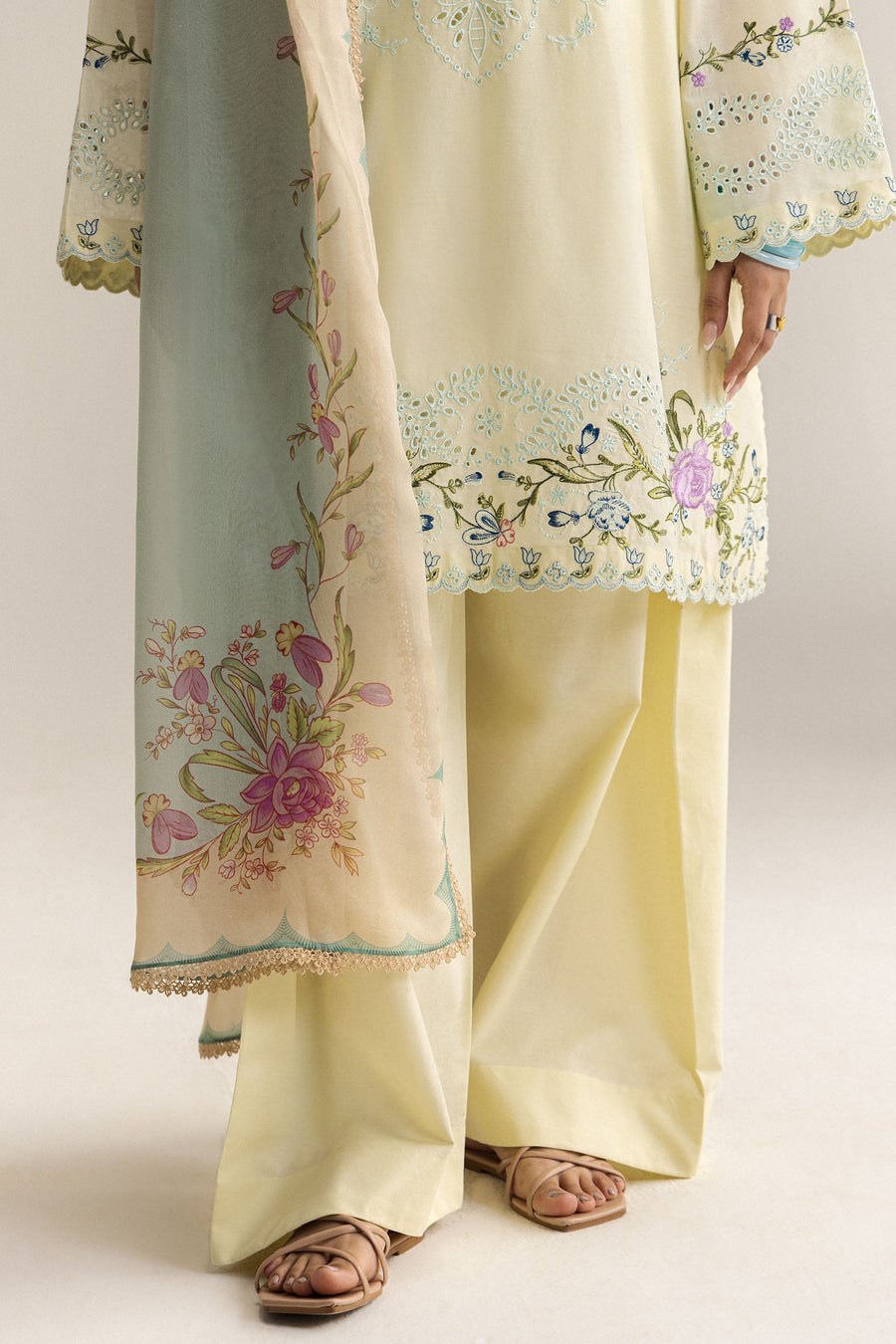 Coco by Zara Shahjahan Embroidered Lawn Unstitched 3Pc Suit D-08A Kian