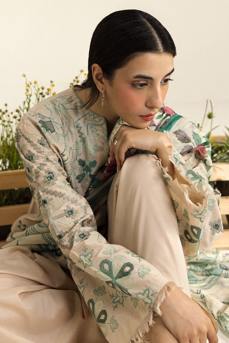 Coco by Zara Shahjahan Embroidered Lawn Unstitched 3Pc Suit D-09B Soren