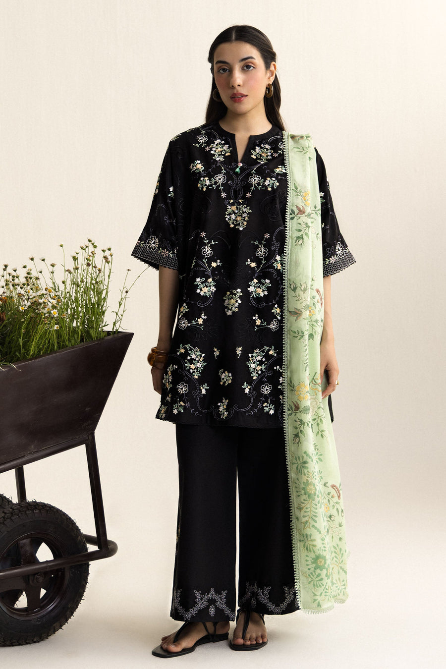 Coco by Zara Shahjahan Embroidered Lawn Unstitched 3Pc Suit D-10A Eira