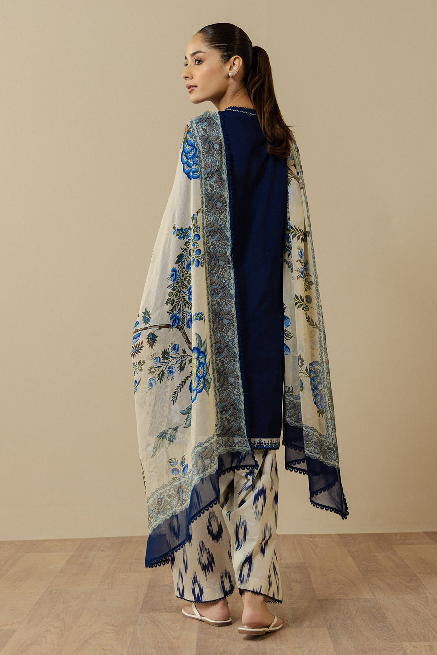 Coco by Zara Shahjahan Prints Unstitched Lawn 3Pc Suit D-10A CASSIA