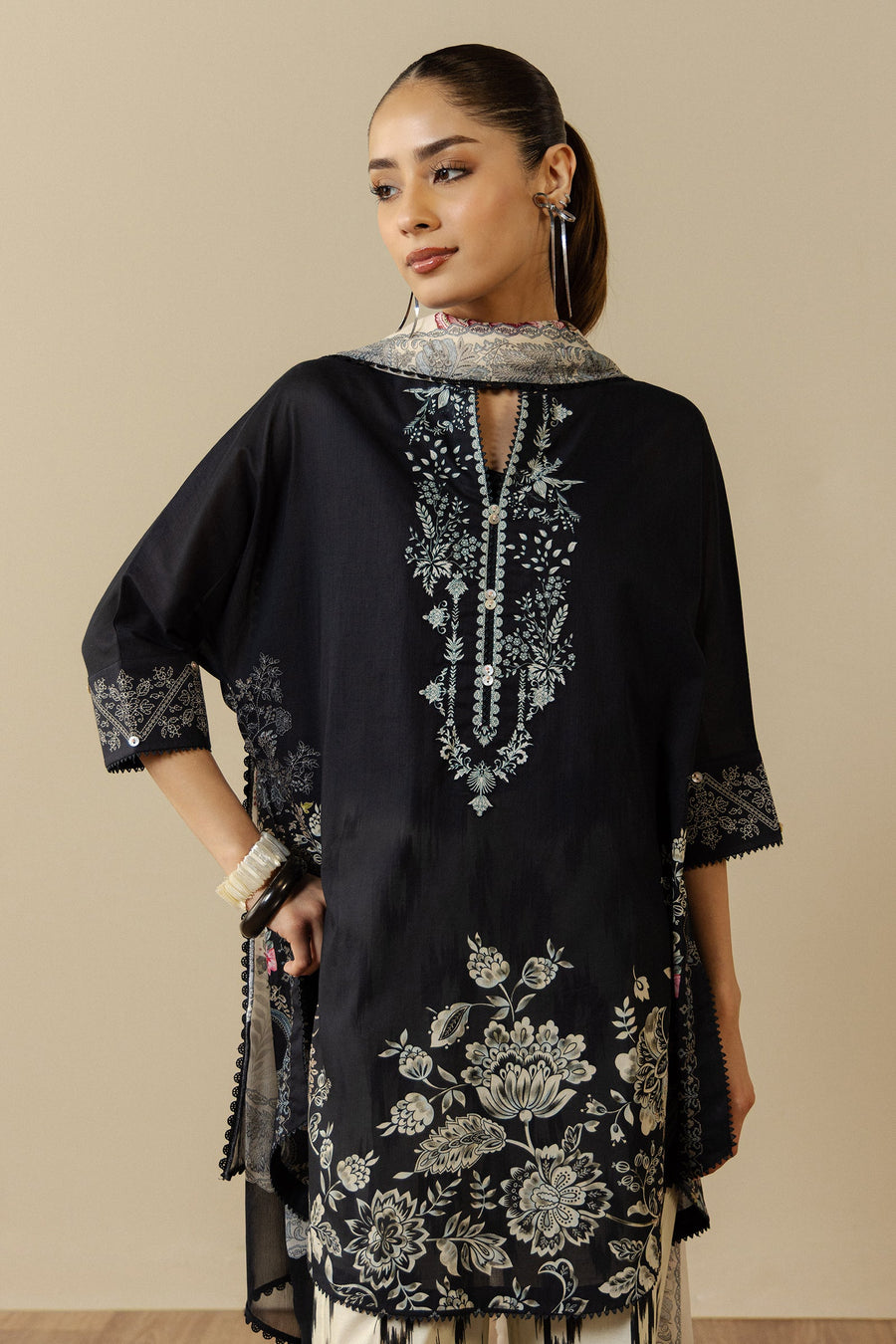 Coco by Zara Shahjahan Prints Unstitched Lawn 3Pc Suit D-10B CASSIA