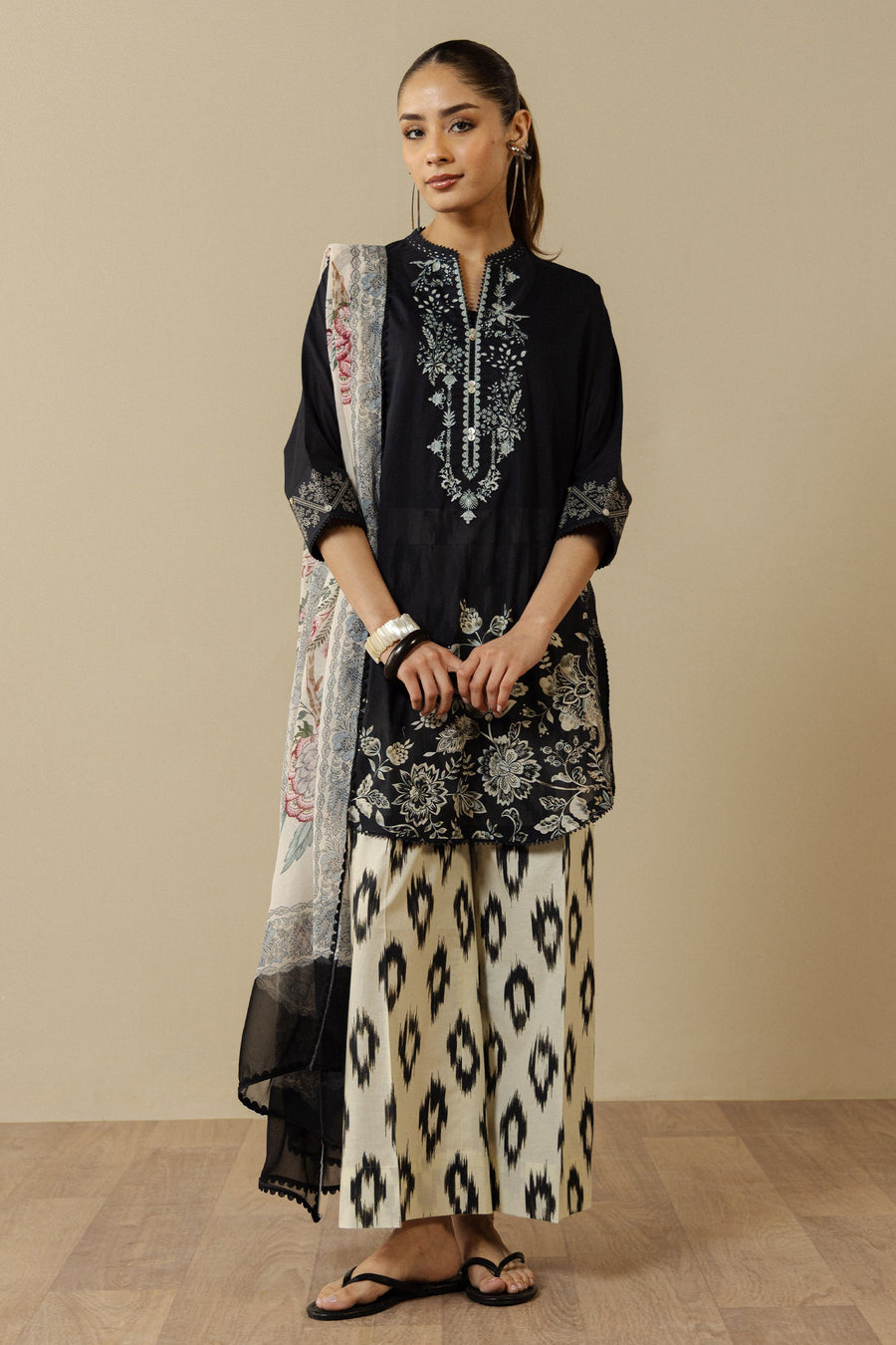 Coco by Zara Shahjahan Prints Unstitched Lawn 3Pc Suit D-10B CASSIA
