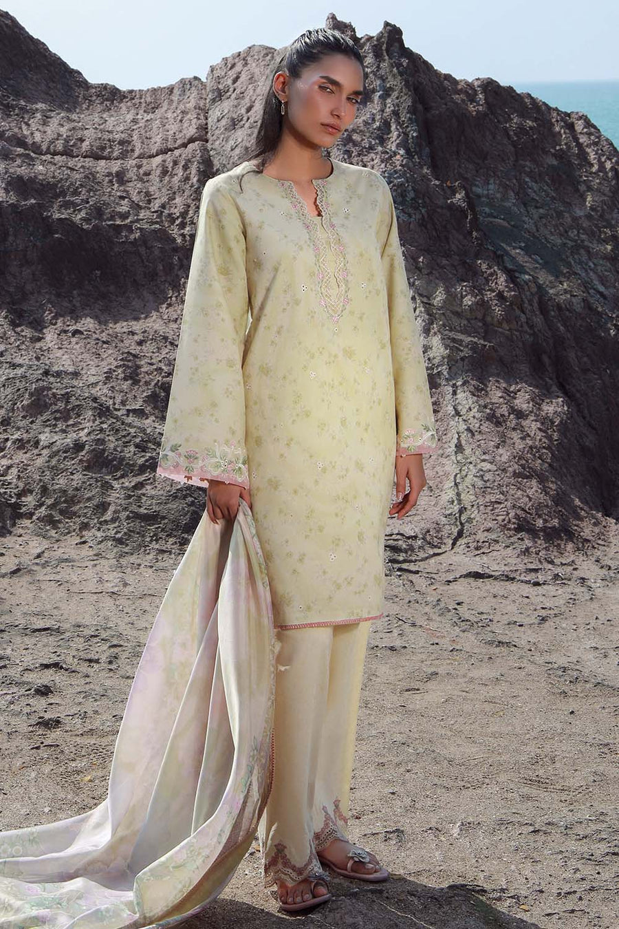 Seran Afsanah Embroidered Lawn Unstitched 3Pc Suit D-09 SAHAR