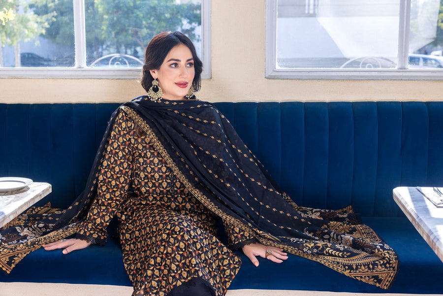 Regalia Salina Vol-06 Unstitched Digital Printed Lawn 3Pc Suit SDPL6-02