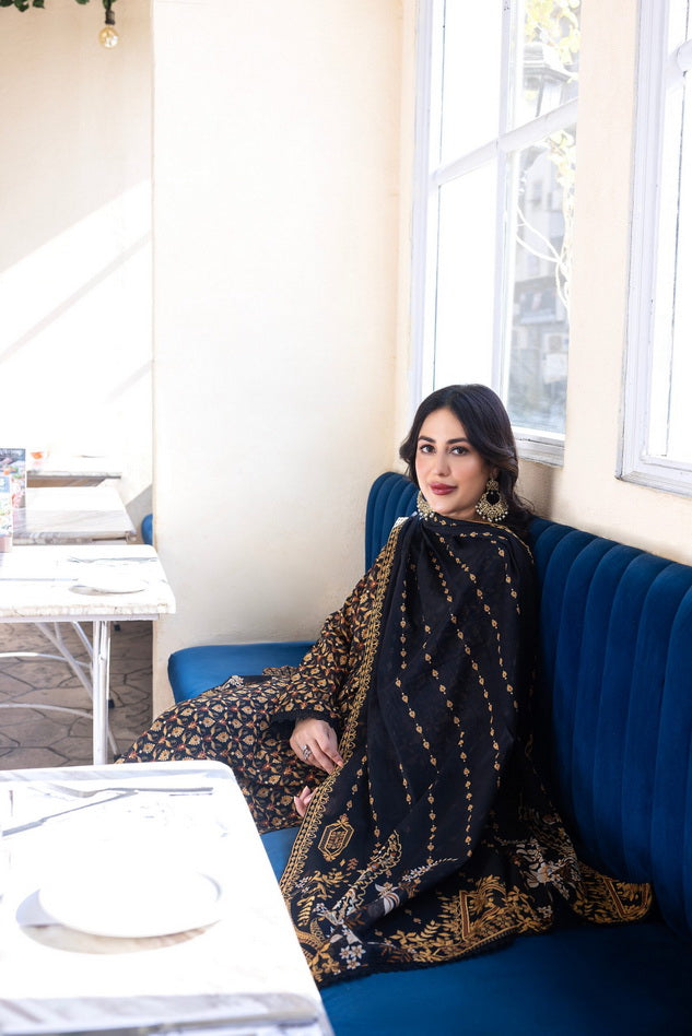 Regalia Salina Vol-06 Unstitched Digital Printed Lawn 3Pc Suit SDPL6-02