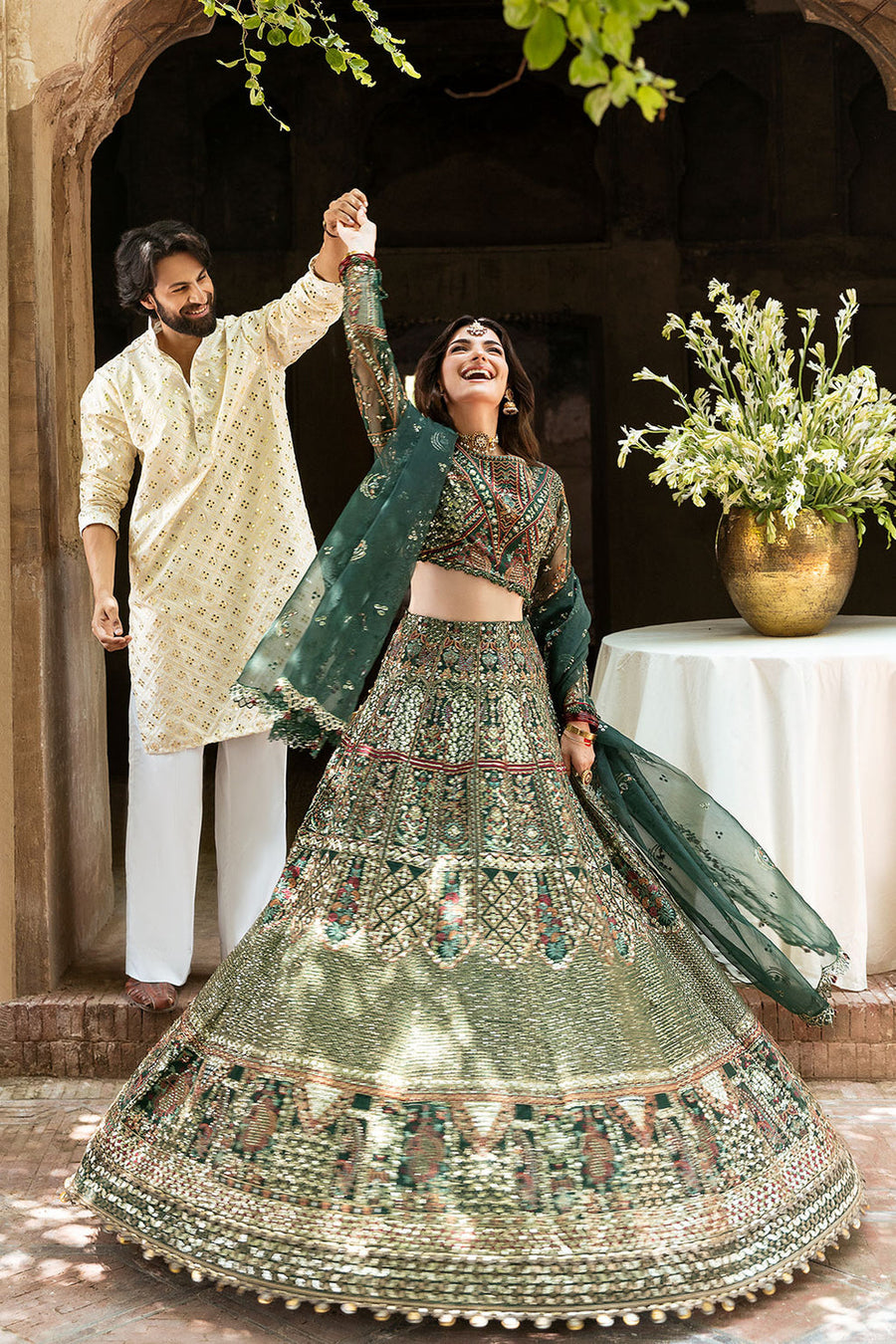 Shagna Mehfil Embroidered Organza Unstitched 3Pc Suit SF-06-YAAD