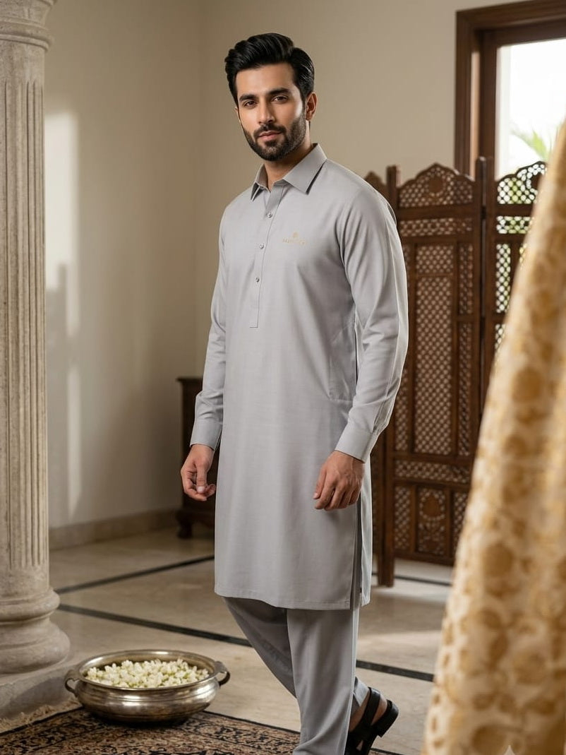 Tycoon by Fabrieco Men's Unstitched Soft Blended Suit - Silver