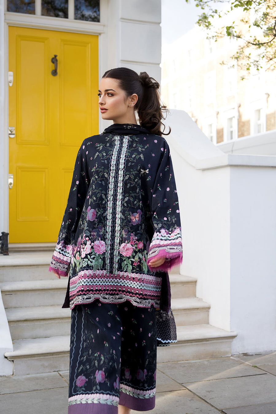 Sobia Nazir Prints Embroidered Lawn Unstitched 3Pc Suit SNP26-4B